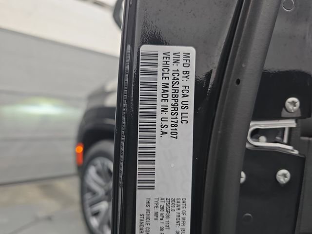 Used 2024 Jeep Wagoneer L Series II w/ Flexible Seating Group image 50