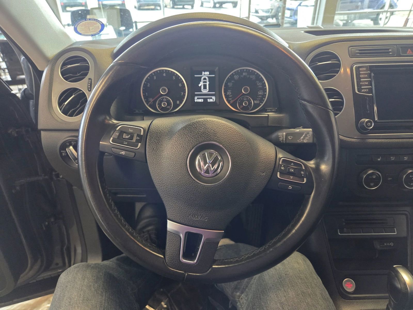 Used 2016 Volkswagen Tiguan SEL image 21