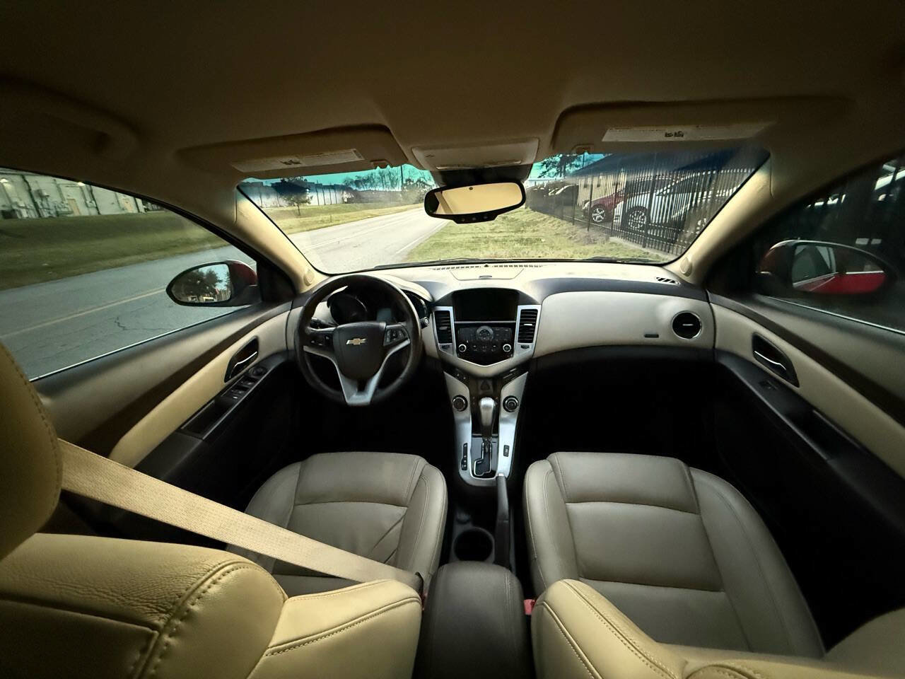 Used 2014 Chevrolet Cruze Diesel image 25