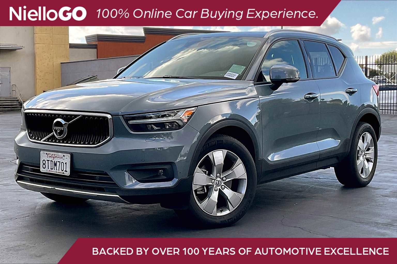 Used 2021 Volvo XC40 T5 Momentum