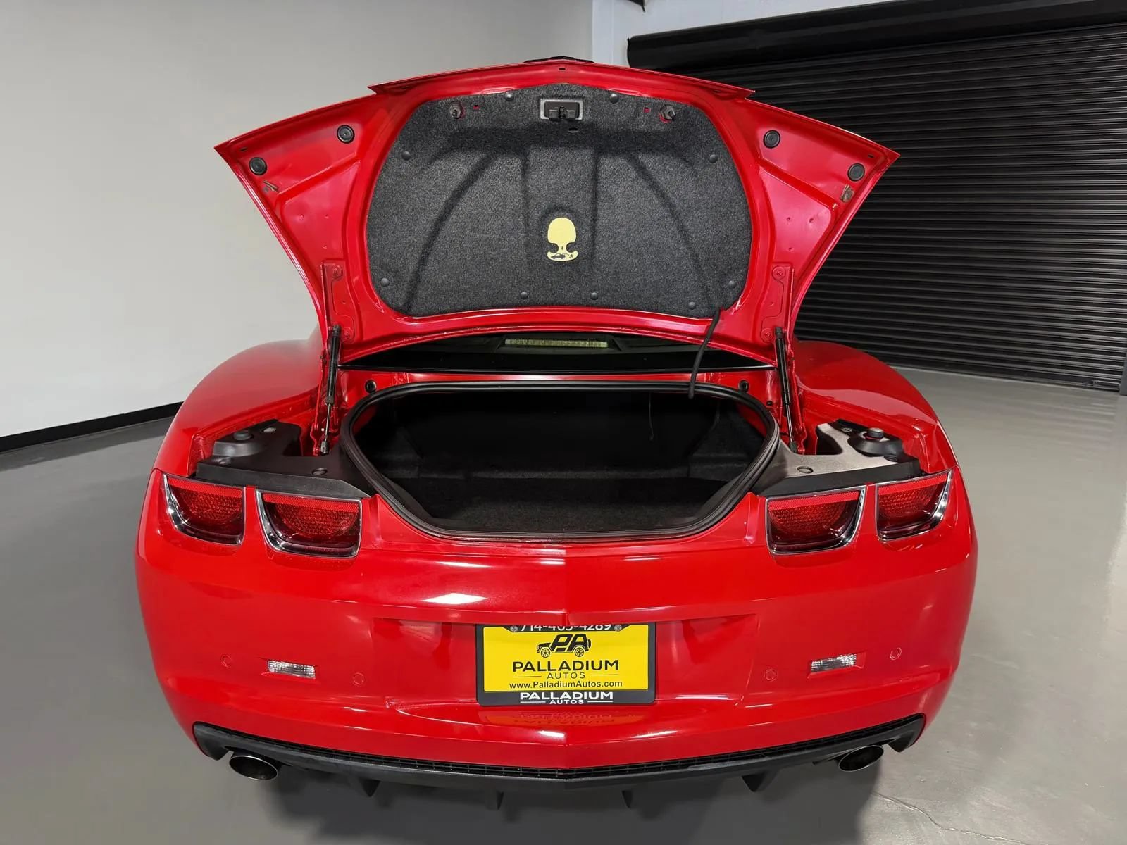 Used 2011 Chevrolet Camaro SS RWD image 13