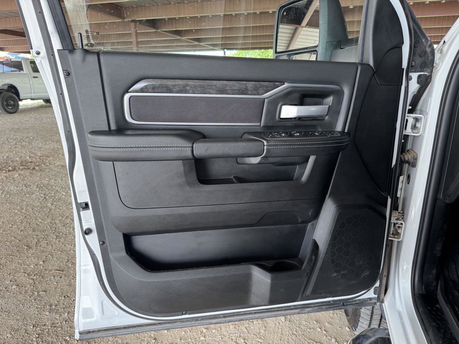 Used 2024 RAM 2500 Big Horn w/ Protection Group image 23