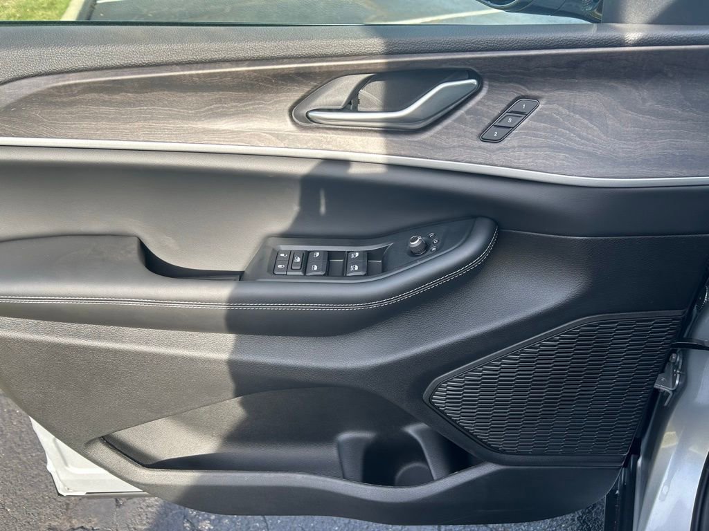 New 2025 Jeep Grand Cherokee Limited image 4