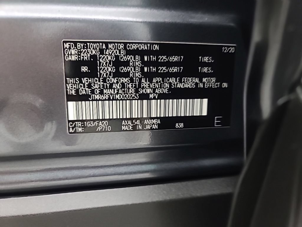 Used 2021 Toyota RAV4 XLE AWD/4WD image 38