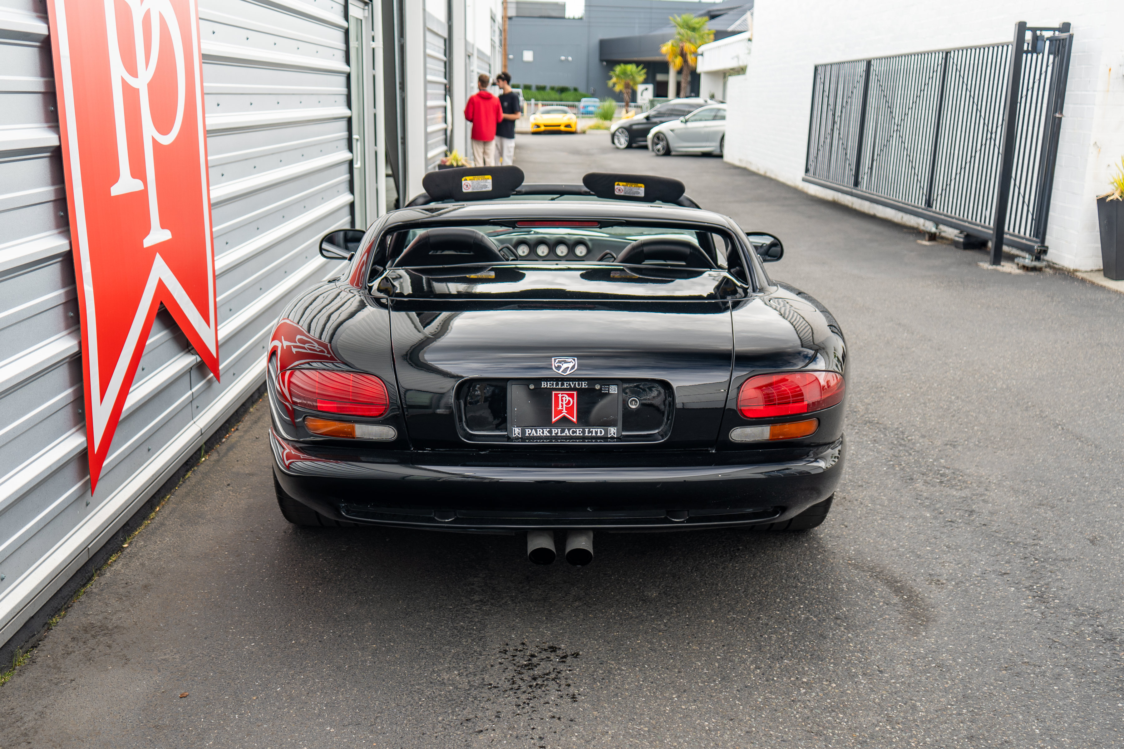Used 2000 Dodge Viper RT/10 RWD image 30