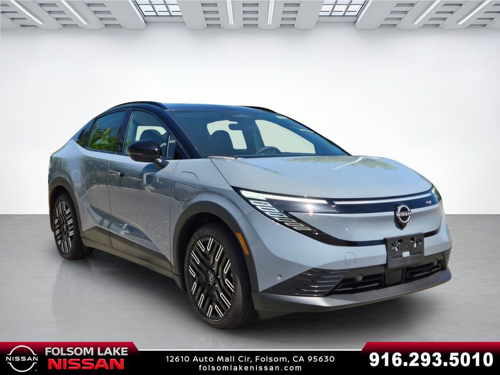 New 2026 Nissan Leaf Platinum+ w/ Cargo Package (Platinum+) FWD image 1