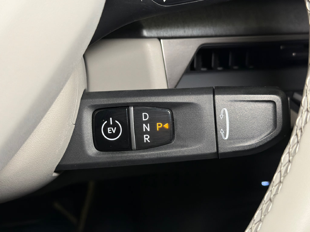 Certified 2024 Kia EV9 Wind AWD/4WD image 38
