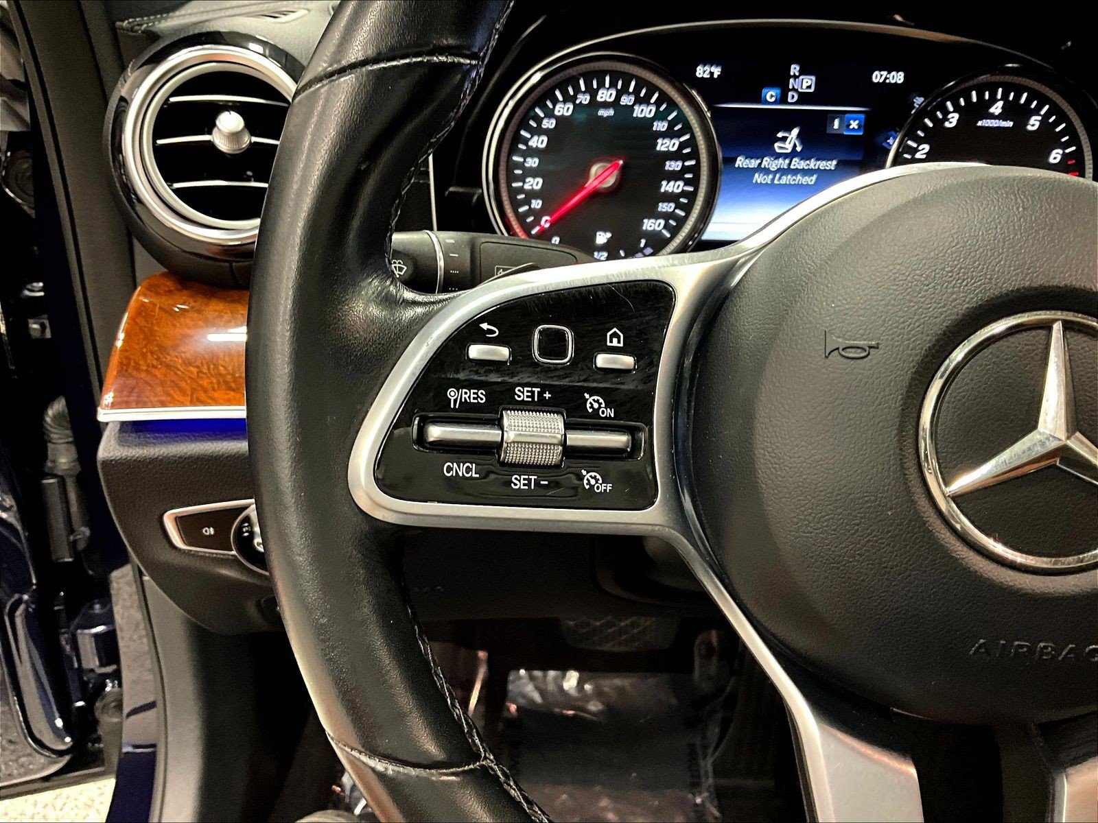 Used 2019 Mercedes-Benz E 450 4MATIC Sedan w/ Premium Package image 11