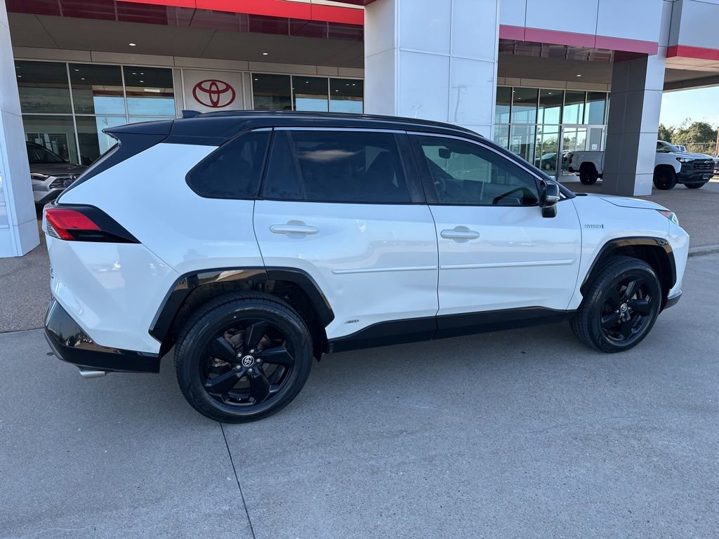 Used 2020 Toyota RAV4 XSE image 8