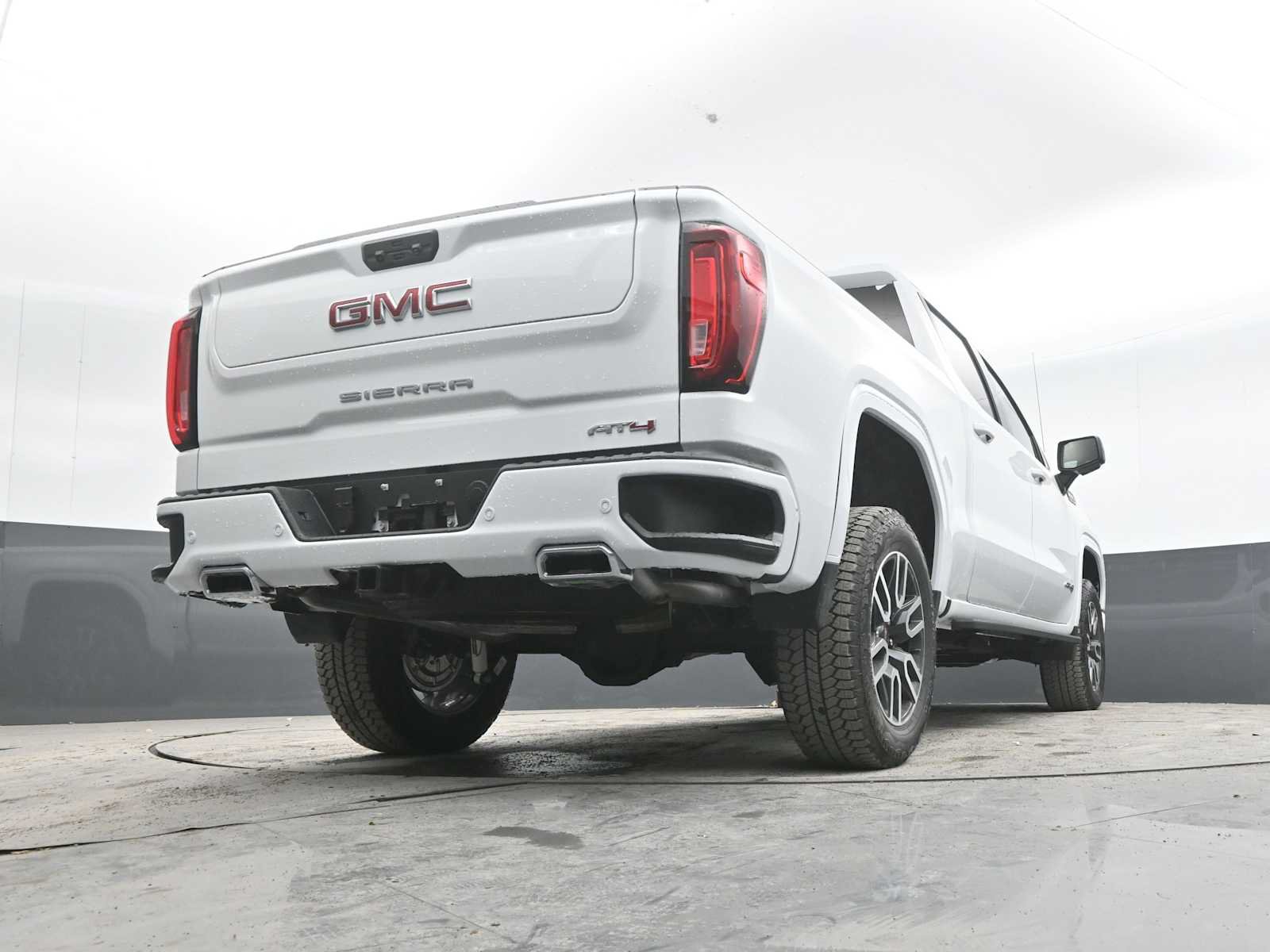 New 2026 GMC Sierra 1500 AT4 w/ AT4 Premium Package AWD/4WD image 46