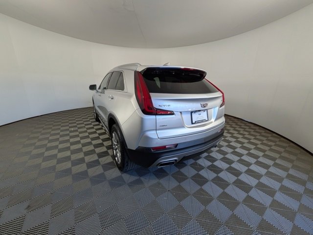 Used 2021 Cadillac XT4 Premium Luxury w/ Cold Weather Package image 15