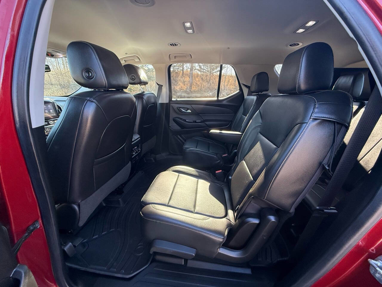 Used 2020 Chevrolet Traverse Premier image 9