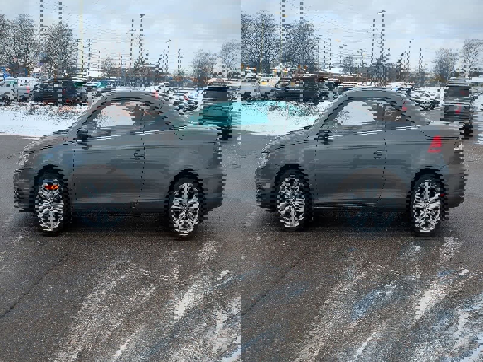 Used 2013 Volkswagen Eos Executive image 5