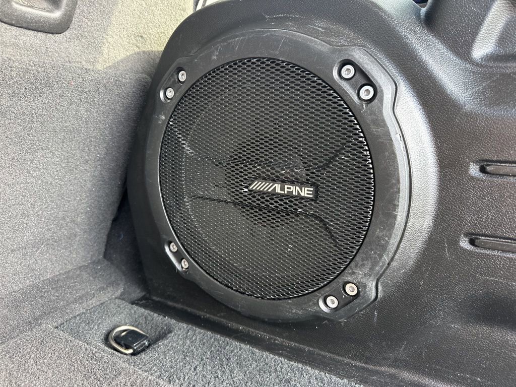 Used 2023 Jeep Wrangler Unlimited Rubicon w/ Xtreme Recon 35" Tire Package image 16