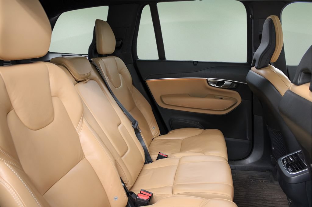 Certified 2023 Volvo XC90 B6 Ultimate w/ Protection Package Premier AWD/4WD image 25