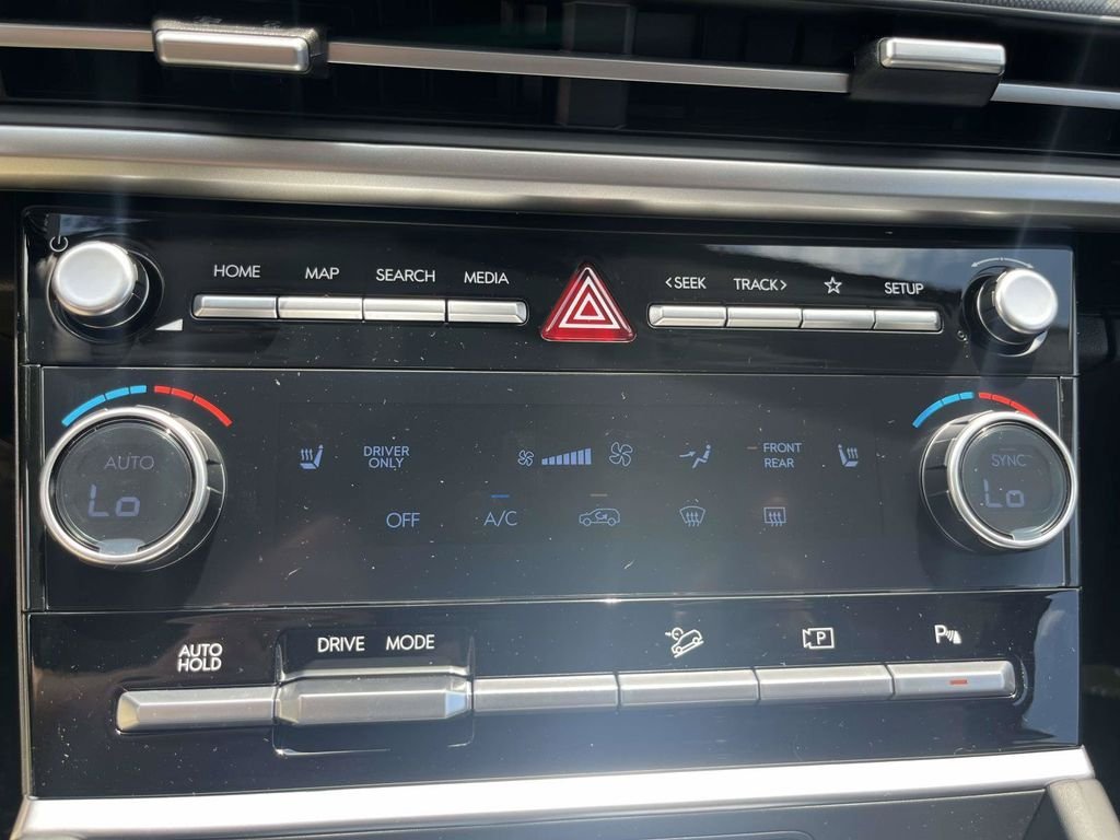 New 2026 Hyundai Santa Fe SEL FWD image 22