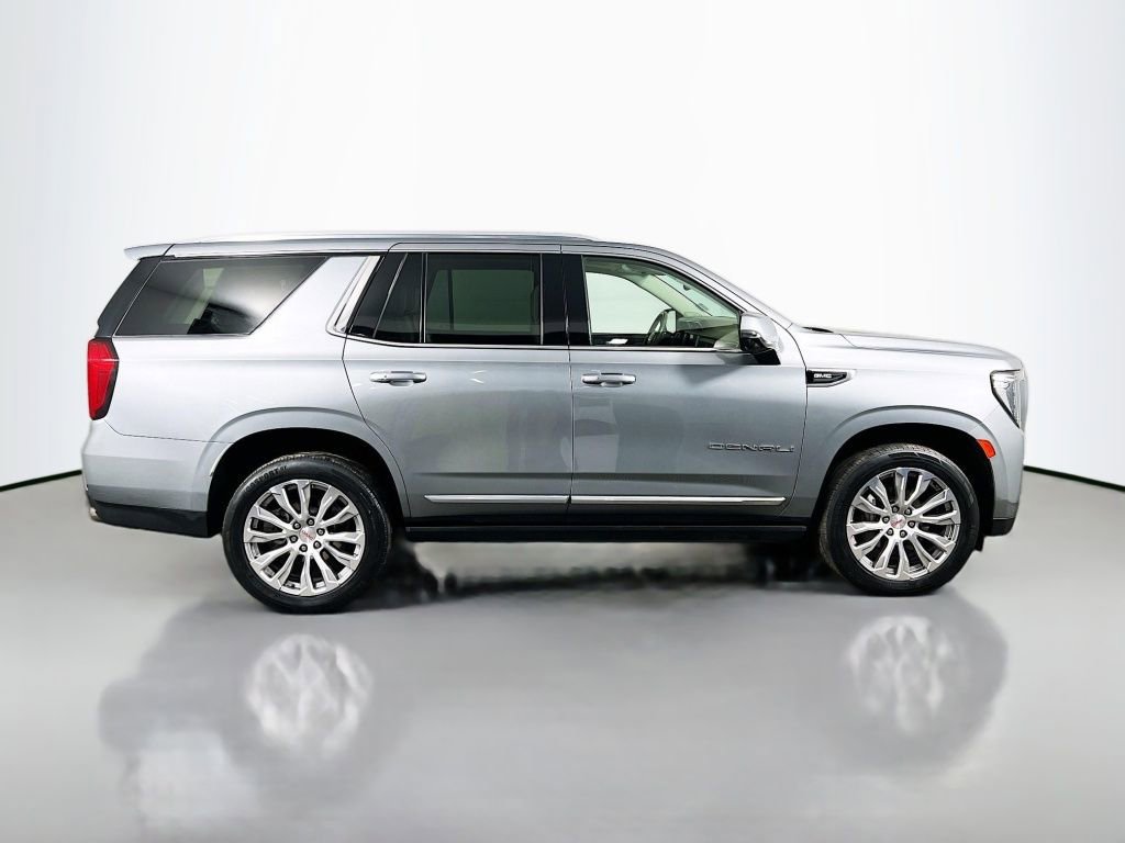 Used 2023 GMC Yukon Denali w/ Max Trailering Package image 4