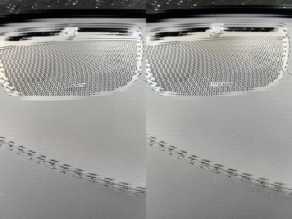 New 2026 Volvo XC90 B6 Plus w/ Protection Package Premier image 14