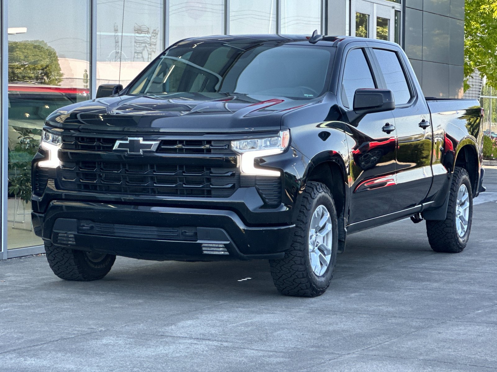 Used 2023 Chevrolet Silverado 1500 RST AWD/4WD image 8