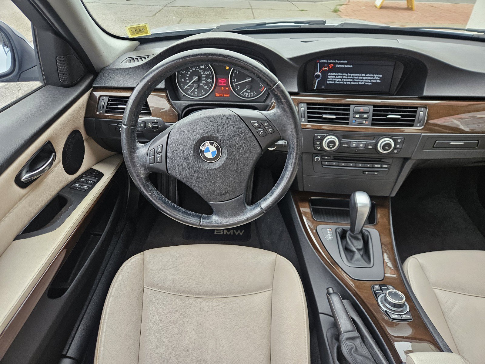 Used 2011 BMW 328i Sedan RWD image 17