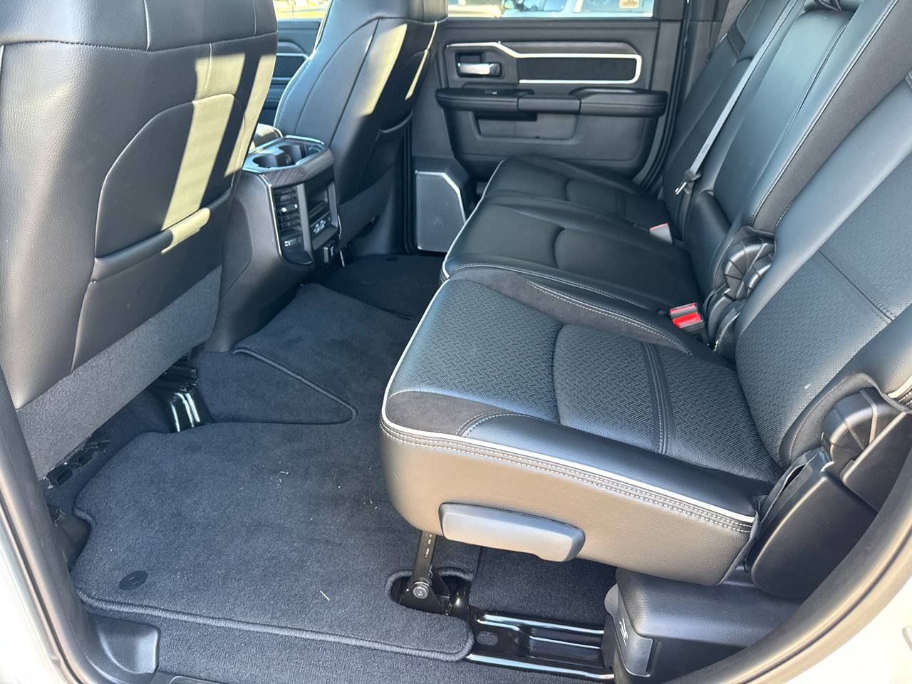 New 2025 RAM 2500 Laramie image 13