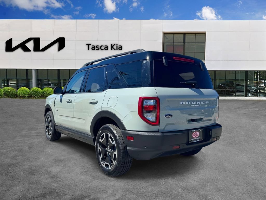 Used 2023 Ford Bronco Sport Outer Banks w/ Tech Package AWD/4WD image 6