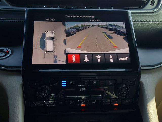 Certified 2025 Jeep Grand Cherokee Limited w/ Luxury Tech Group II image 31