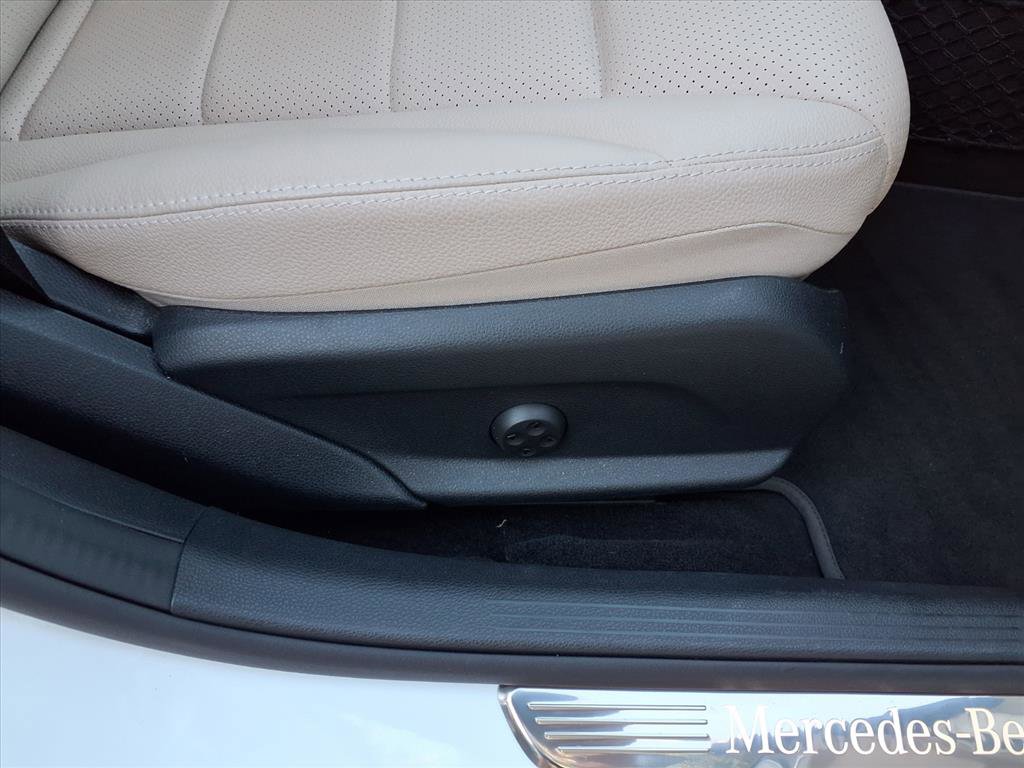 Used 2021 Mercedes-Benz C 300 Sedan image 10