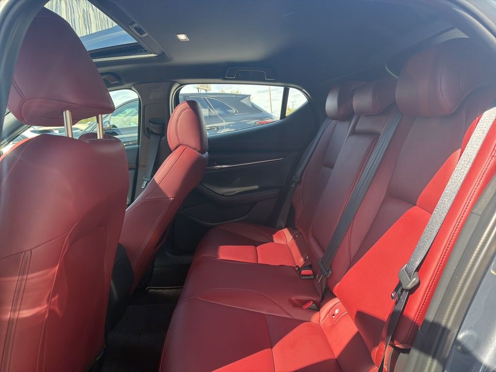 Used 2024 MAZDA MAZDA3 s image 21