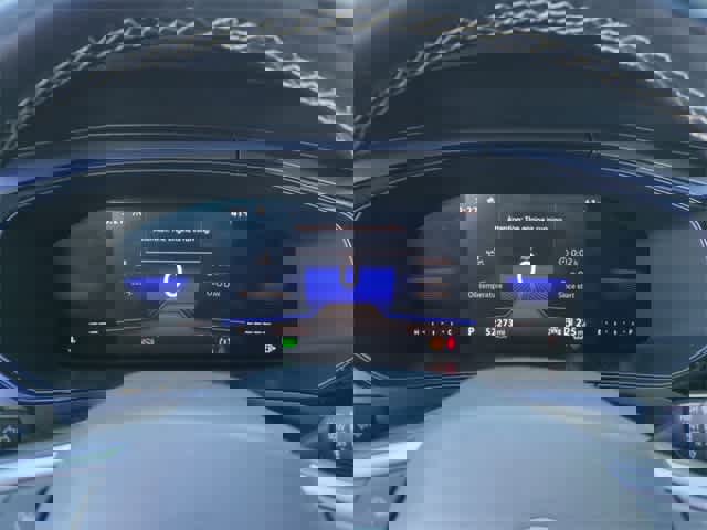 Used 2022 Volkswagen Taos SE image 34