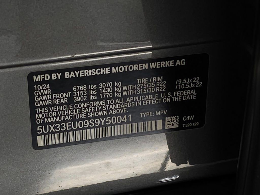 Used 2025 BMW X5 M60i image 46