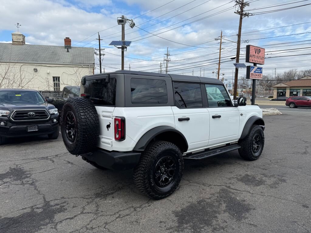 Used 2022 Ford Bronco Wildtrak image 7