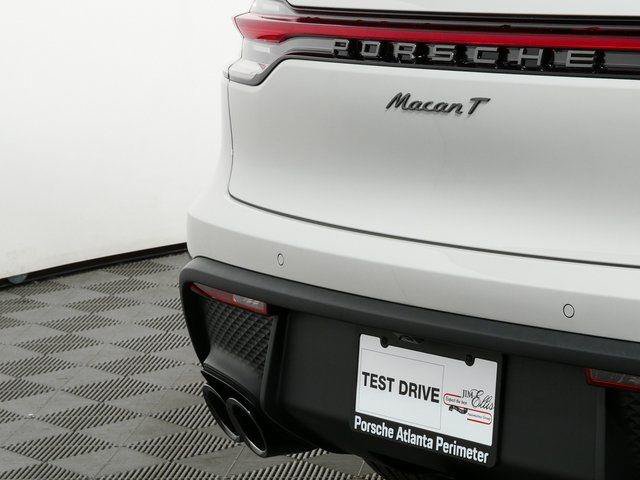 New 2026 Porsche Macan Turbo AWD/4WD image 38