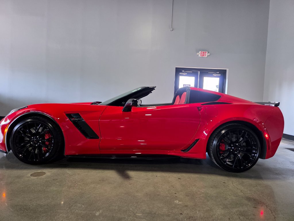 Used 2017 Chevrolet Corvette Z06 w/ Battery Protection Package RWD image 23