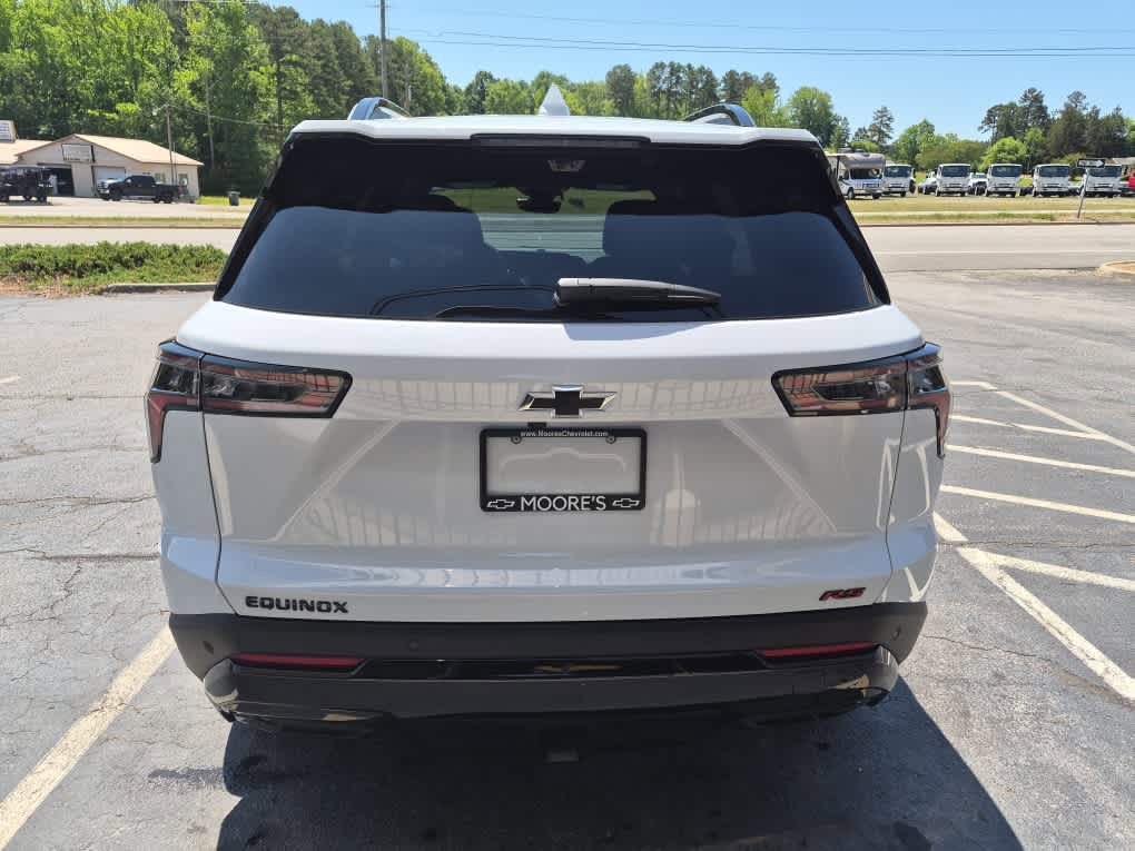 New 2026 Chevrolet Equinox RS w/ Convenience Package III FWD image 6