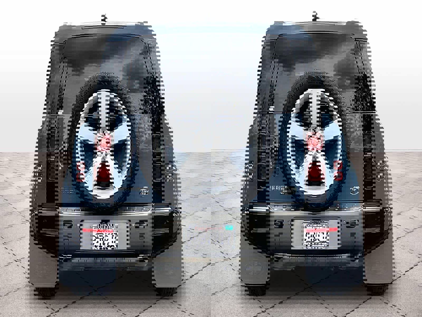 Used 2022 Land Rover Defender 110 X-Dynamic SE image 6