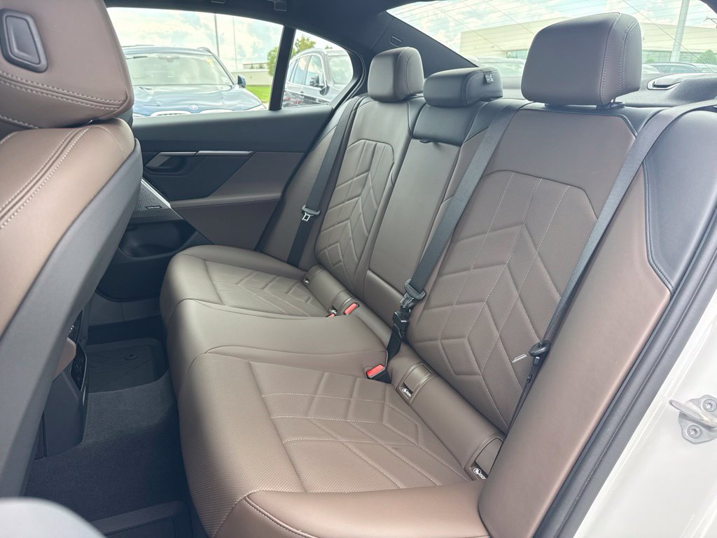 Certified 2026 BMW 530i w/ Premium Package RWD image 20
