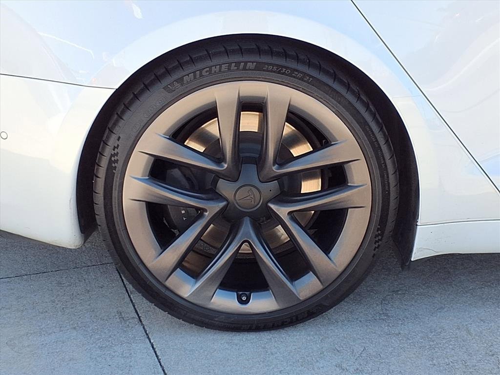 Used 2022 Tesla Model S image 28