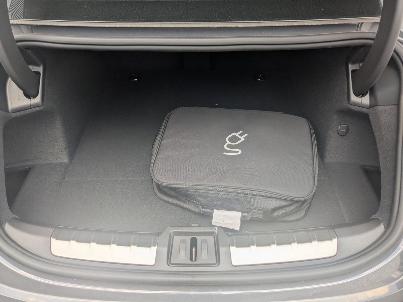 New 2025 Porsche Taycan image 23