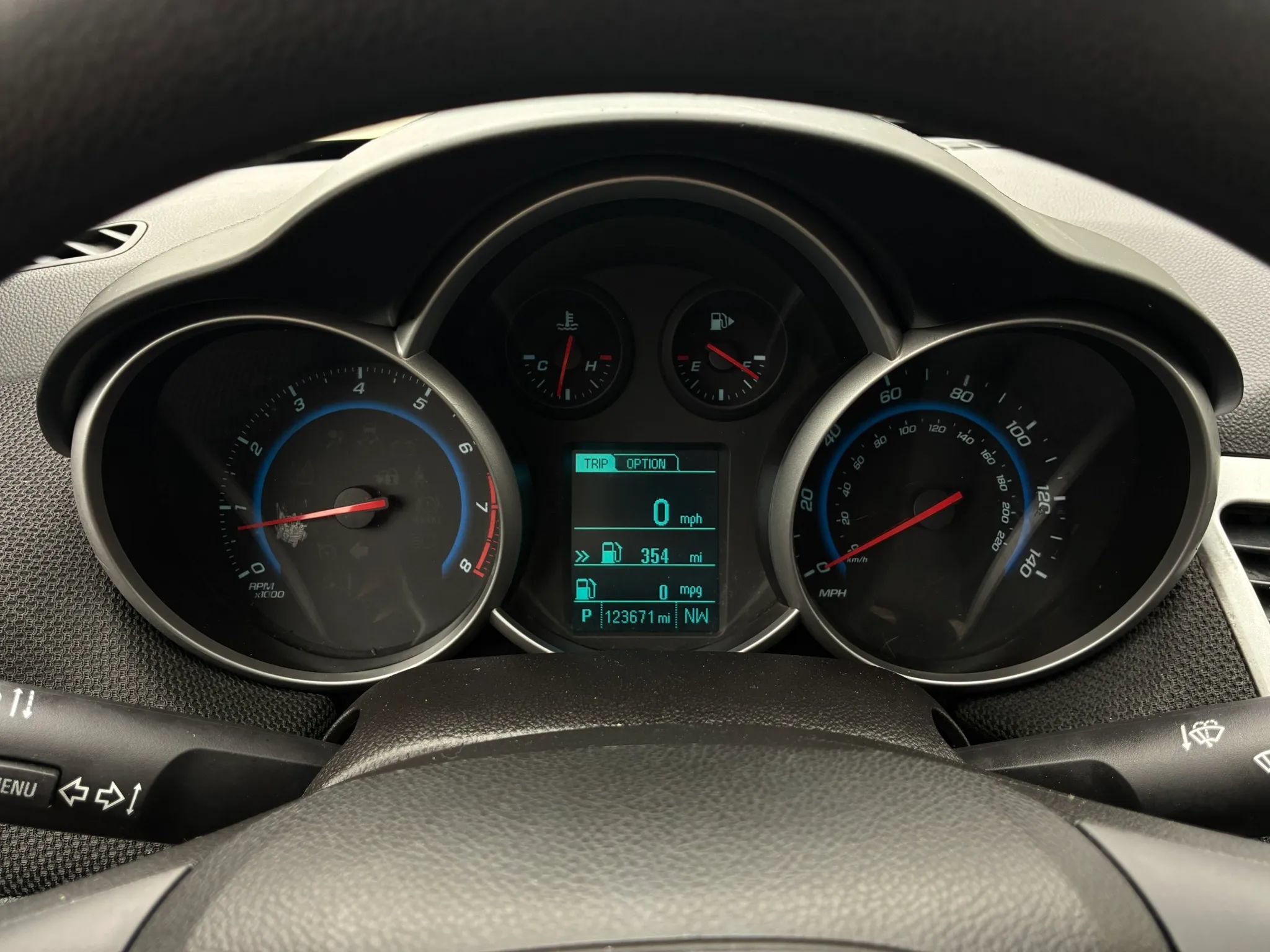 Used 2015 Chevrolet Cruze LT FWD image 24