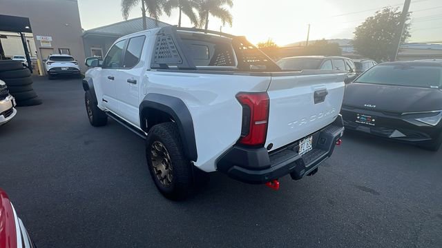 Used 2024 Toyota Tacoma 4x4 Double Cab Hybrid image 3