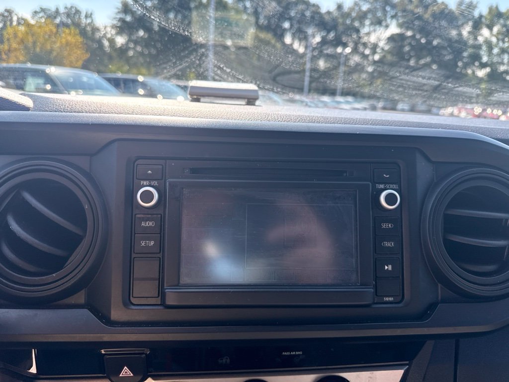 Used 2018 Toyota Tacoma SR RWD image 15