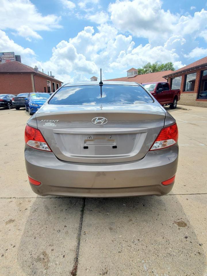 Used 2014 Hyundai Accent GLS image 8