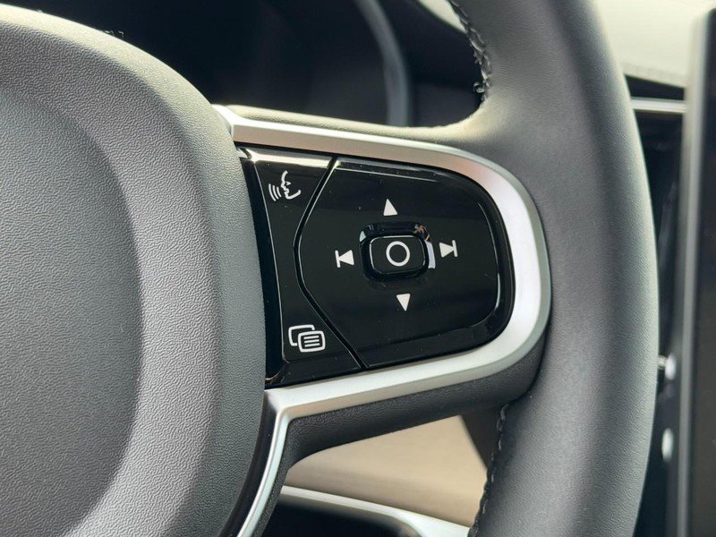 New 2026 Volvo XC90 B5 Plus w/ Protection Package image 12