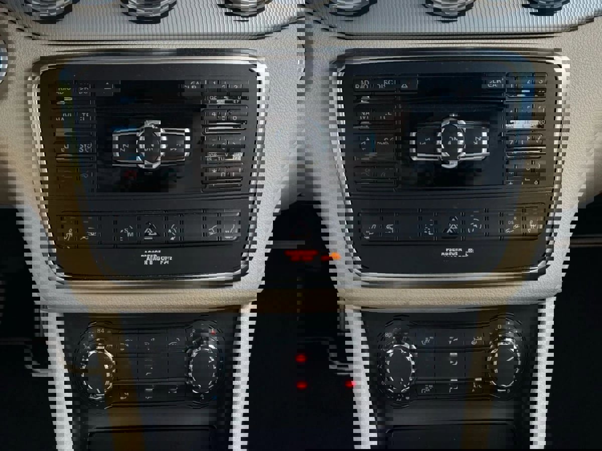 Used 2015 Mercedes-Benz GLA 250 4MATIC image 52