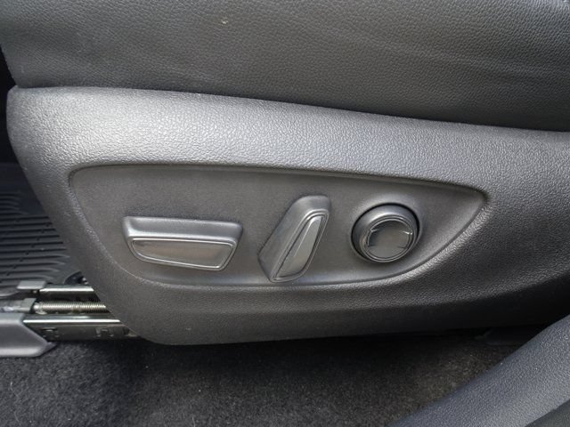 Used 2024 Toyota Grand Highlander AWD image 10