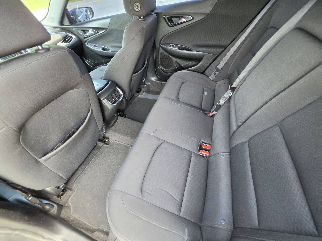 Used 2020 Chevrolet Malibu LT FWD image 6