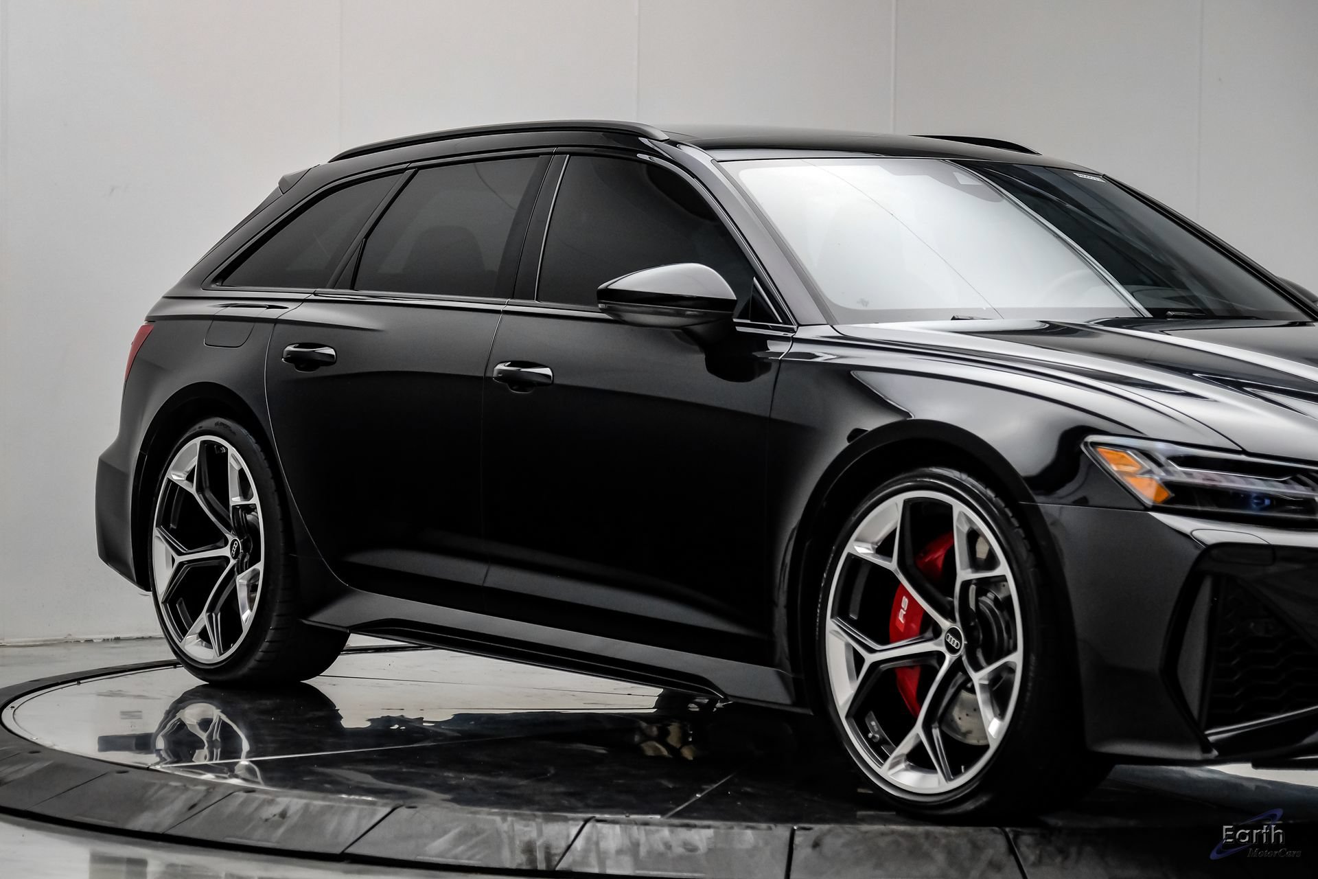 Used 2024 Audi RS 6 performance AWD/4WD image 26