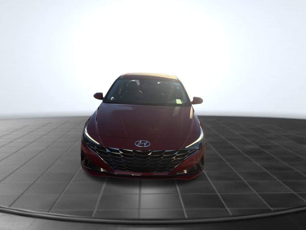 Used 2023 Hyundai Elantra Limited FWD image 3