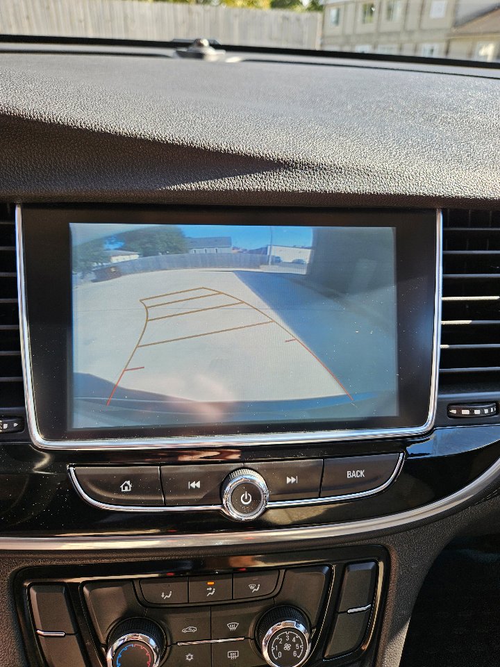 Used 2020 Buick Encore Preferred image 19